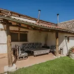 Hoyal De Pinares Country house Frumales