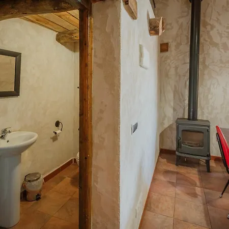 Hoyal De Pinares カントリーハウス *