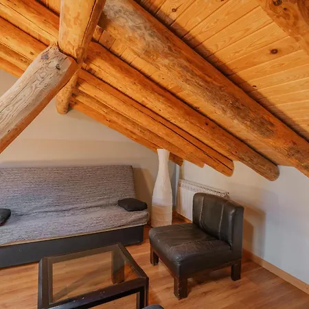 Hoyal De Pinares * Frumales