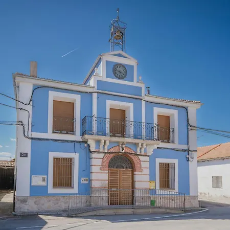 Hoyal De Pinares Frumales