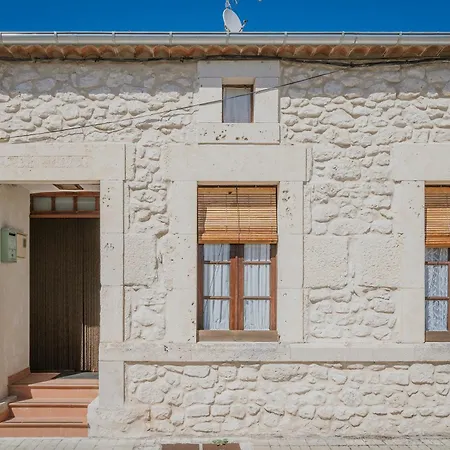 Hoyal De Pinares Country house Frumales