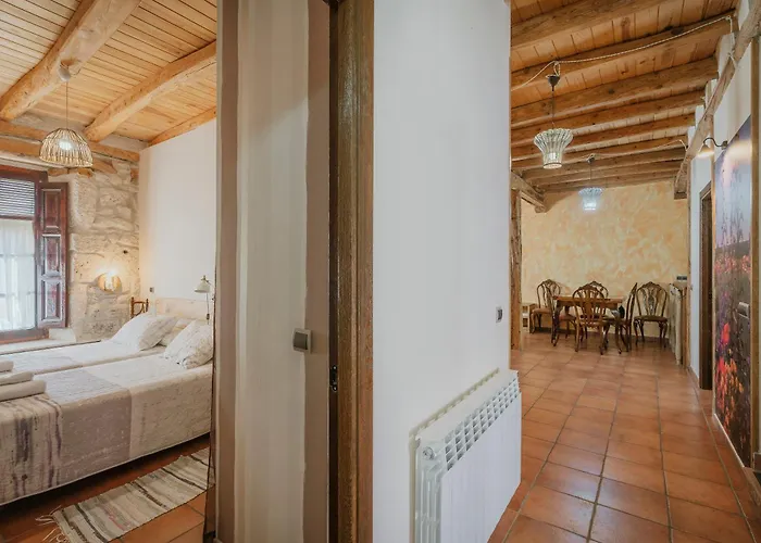 컨트리하우스 Hoyal De Pinares *