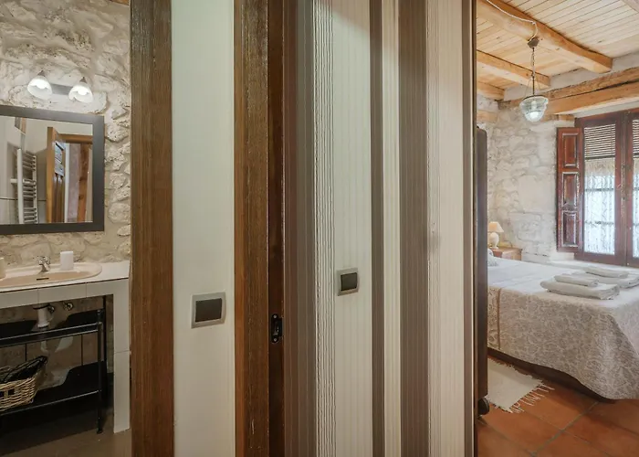 컨트리하우스 Hoyal De Pinares *