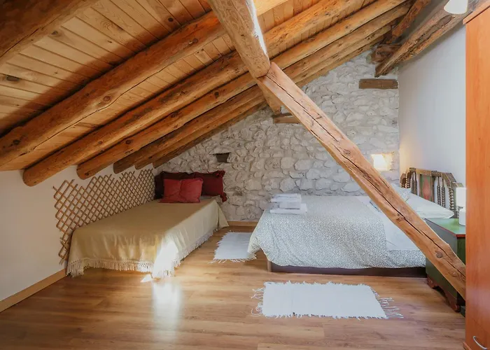 컨트리하우스 Hoyal De Pinares